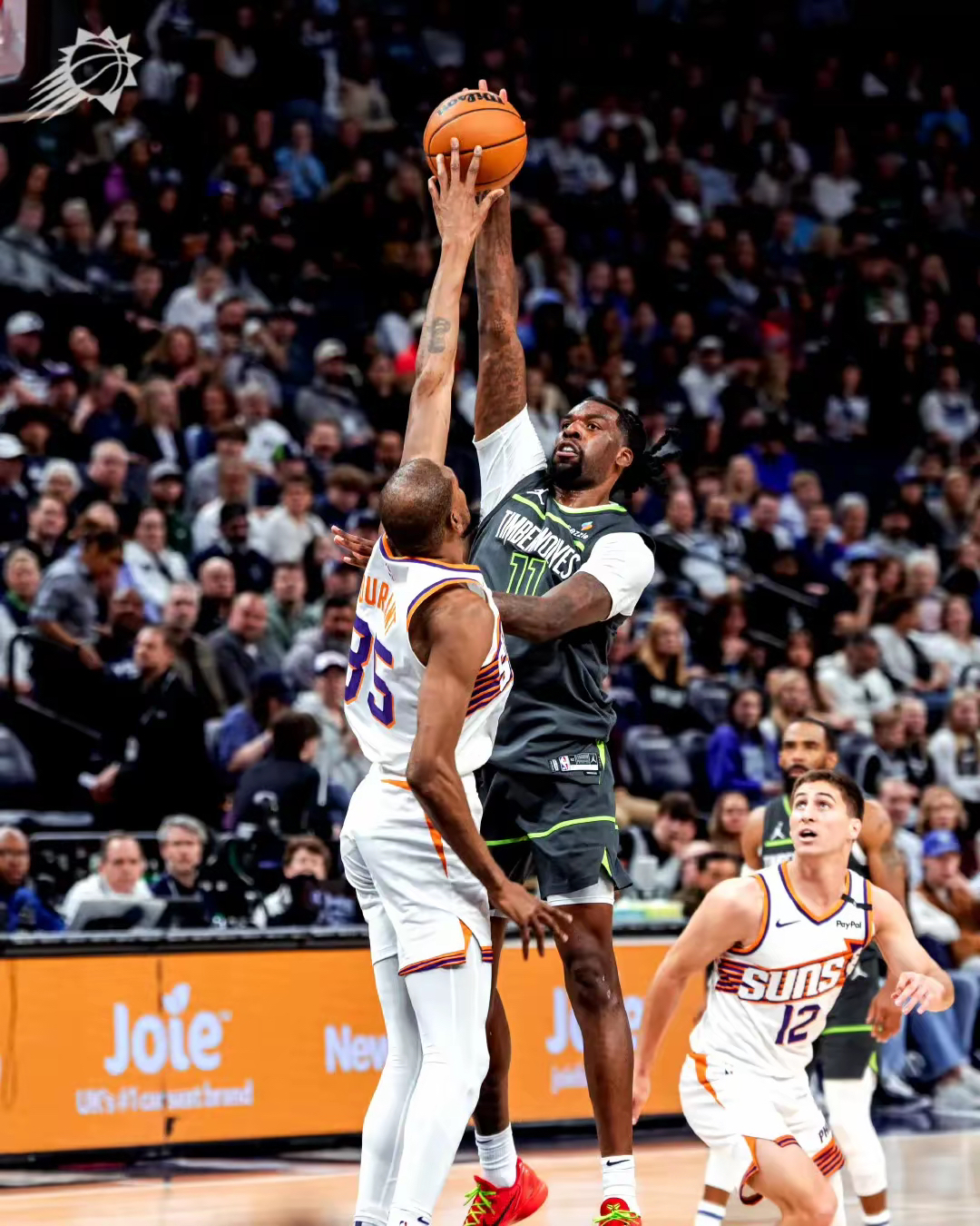 NBA常规赛今夜再迎强敌，法兰克福官宣签约，主帅态度：气氛紧张，阵容厚度经受考验的简单介绍-多宝棋牌