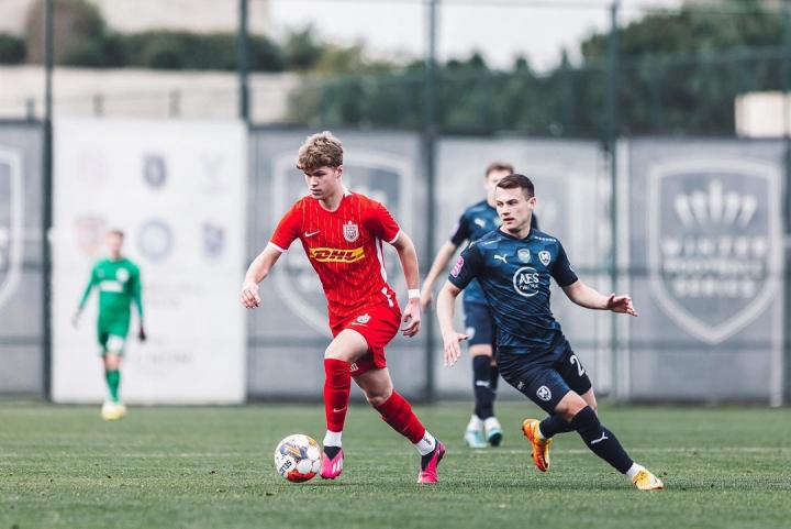 包含集结日体能课后；马德里竞技战术微调备战德甲；底气十足；球探报告显示潜力的词条-多宝官方入口